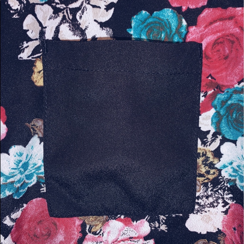 FLORAL SLEEVELESS TOP - Picture 4 of 6